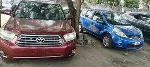 Toyota Highlander 2009 Red
