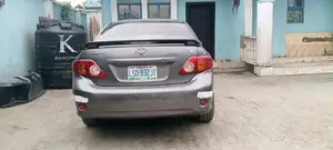 Toyota Corolla 2010 Gray