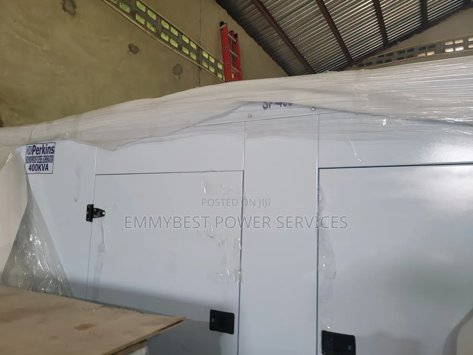 Generator With Soundproof Canopy 400kva