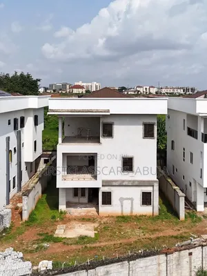 5bdrm Duplex in Gudu for sale