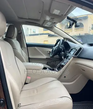Toyota Venza 2010 Brown