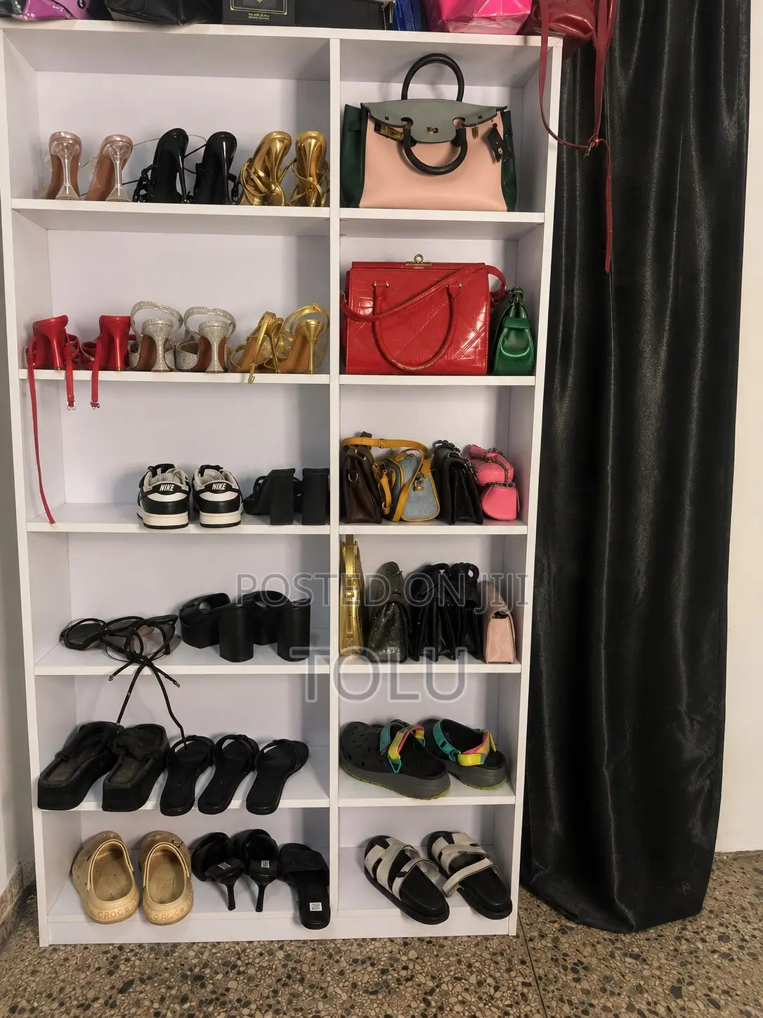 Large Wooden Shoe Bag Display Shelf / Storage Rack