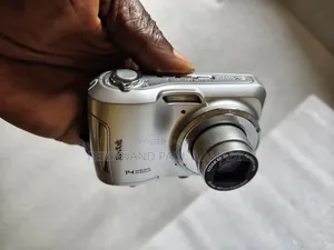 Kodak Digital Photo Video Camera for Vintage Passport Snapping