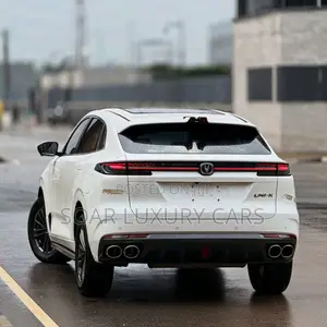 Changan UNI-K 2.0 Petrol FWD 2023 White