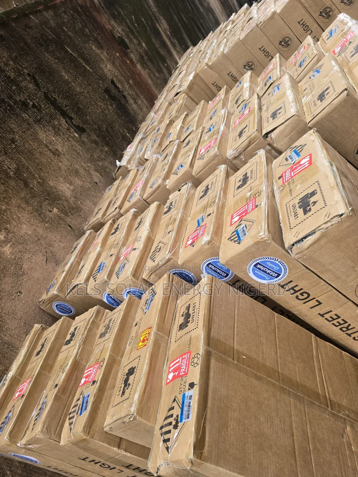 Wakatek 12eyes Solar Street Light