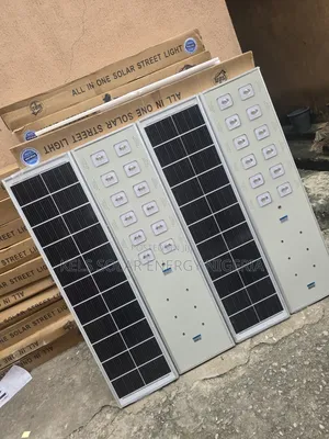 WWakatek 12eyes Solar Street Light