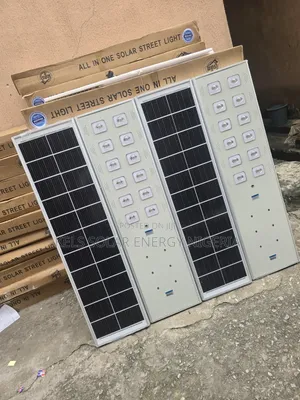 WWakatek 12eyes Solar Street Light