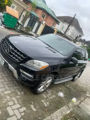 Mercedes-Benz M Class 2013 Black