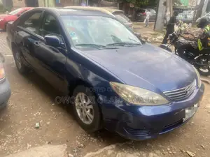 Toyota Camry 2005 Blue