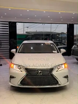 Lexus ES 2017 White