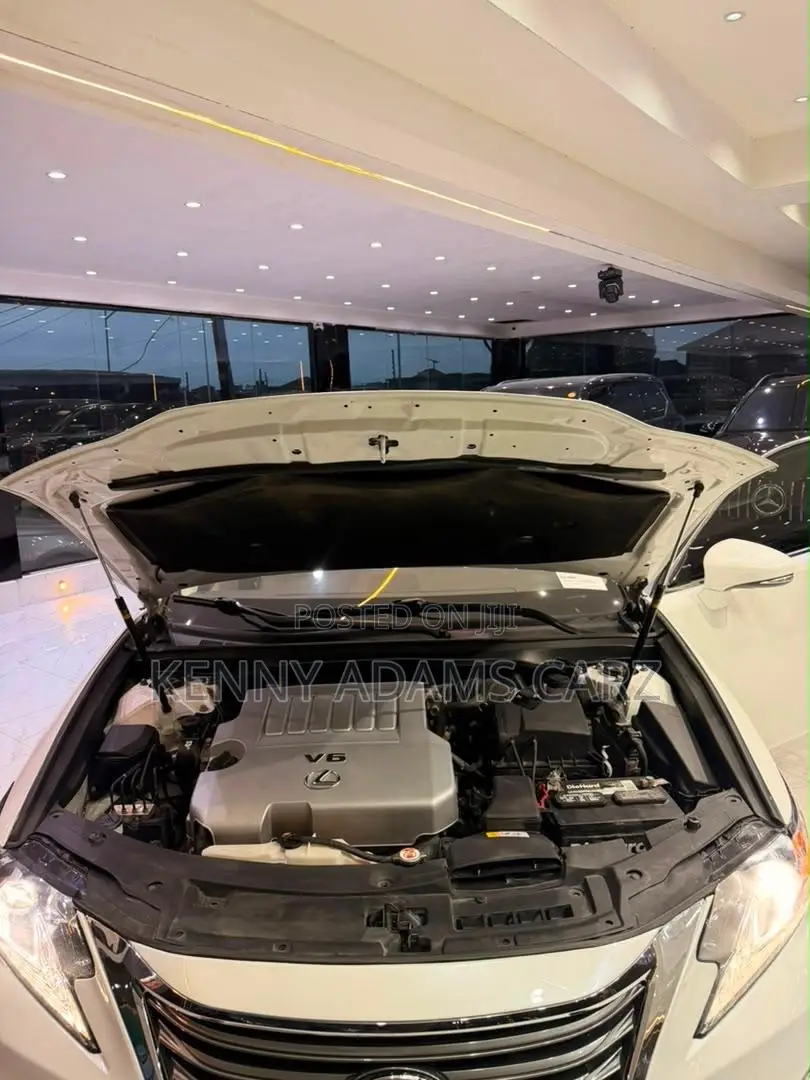 Lexus ES 2017 White