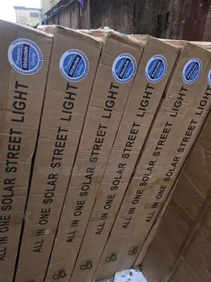 Wakatek 12eyes Solar Street Light