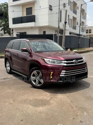 Toyota Highlander Limited Platinum 4dr SUV AWD (3.5L 6cyl 6A) 2015