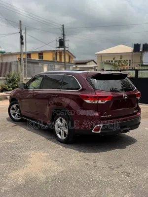 Toyota Highlander Limited Platinum 4dr SUV AWD (3.5L 6cyl 6A) 2015