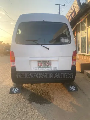 Suzuki Every 2010 White