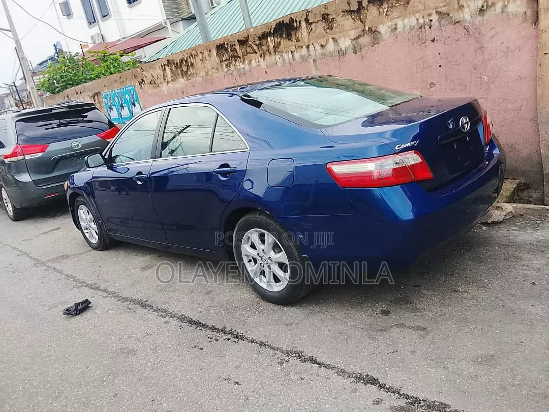 Toyota Camry 2008 Blue
