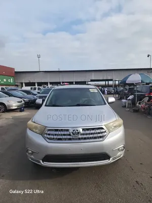 Toyota Highlander 2013 Silver