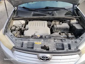 Toyota Highlander 2013 Silver