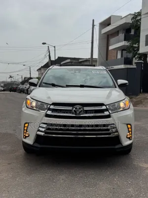 Toyota Highlander Limited Platinum 4x4 V6 (3.5L 6cyl 8A) 2018 White