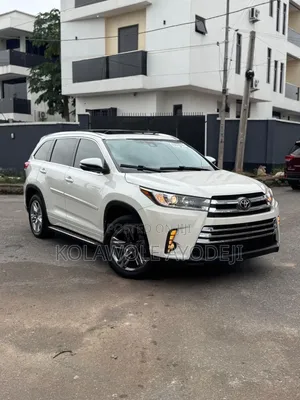Toyota Highlander Limited Platinum 4x4 V6 (3.5L 6cyl 8A) 2018 White