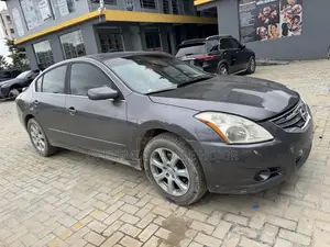 Nissan Altima 2.5 2009 Gray
