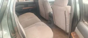 Nissan Pathfinder Automatic 2000 Green