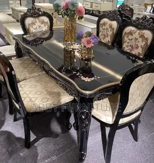 Quality Royal Dining Table by 6