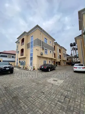 3bdrm Block of Flats in Chveron, Chevron for rent