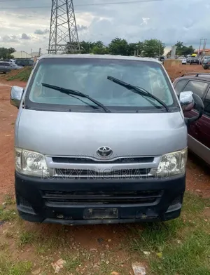 Toyota HiAce 2012 Grey