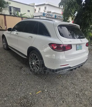 Mercedes-Benz GLC-Class 2021 White