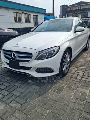 Mercedes-Benz C300 2015 White