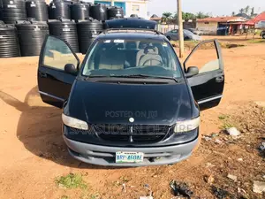 Chrysler Voyager 2005 Black