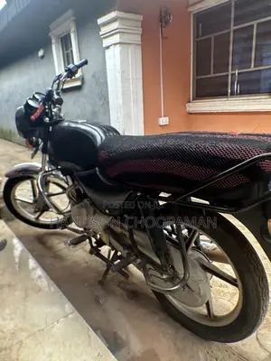 Bajaj Boxer 2021 Black