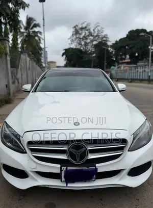 Mercedes-Benz C300 2016 White