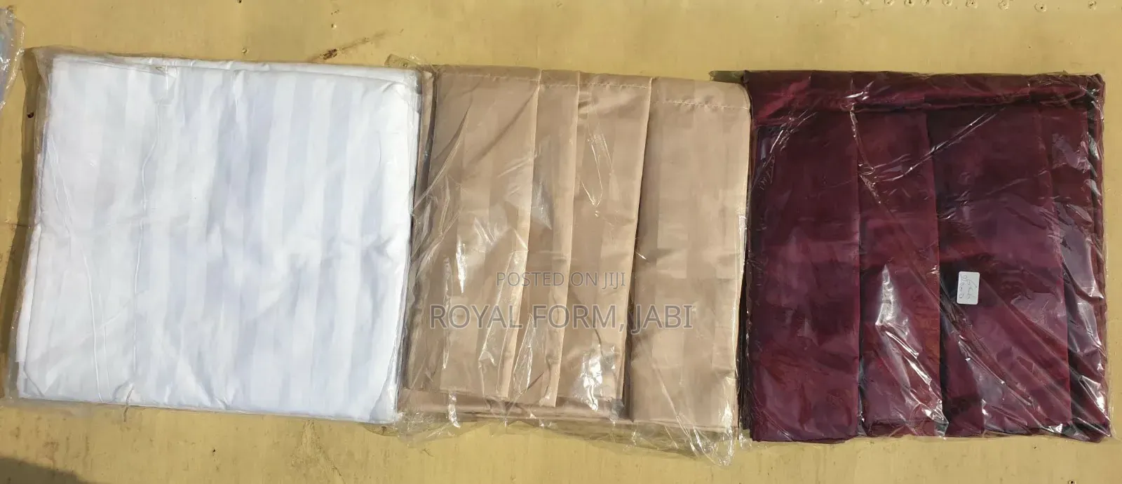 Bedsheets Polish Material With Four Pillows Case