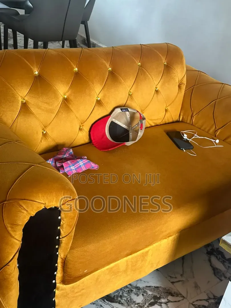 Standard Royal Chairs