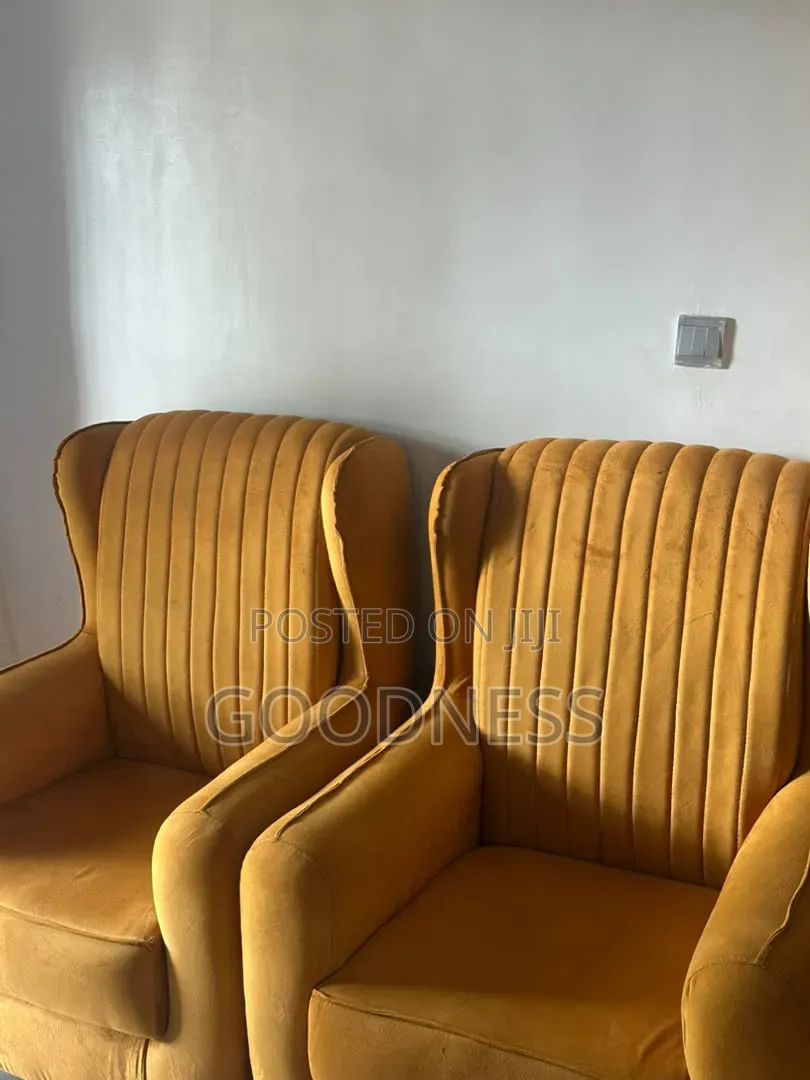 Standard Royal Chairs
