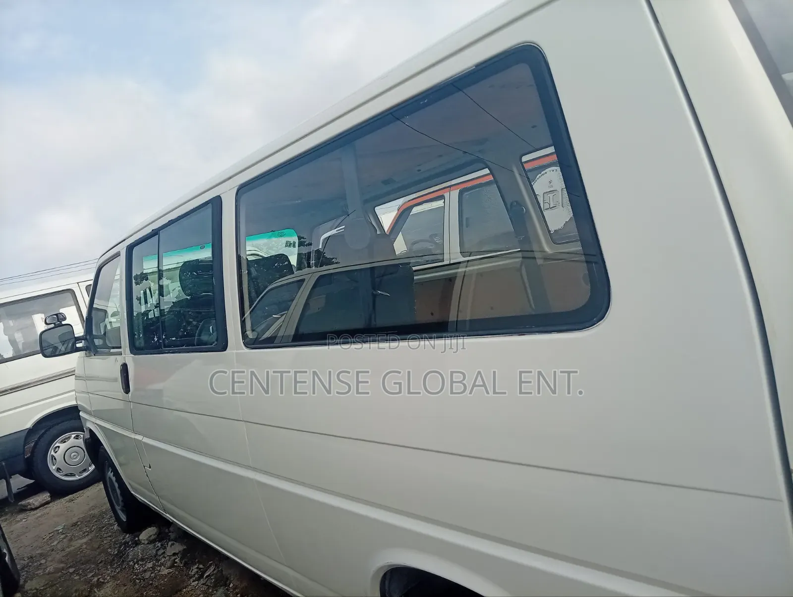 Volkswagen Transporter 2003 White