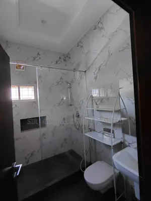 2bdrm Block of Flats in At 62 Road, Bunkoro for rent