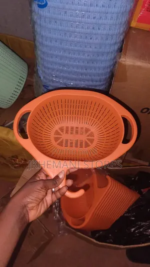 12pcs Big Size Plastic Sieve Strainer