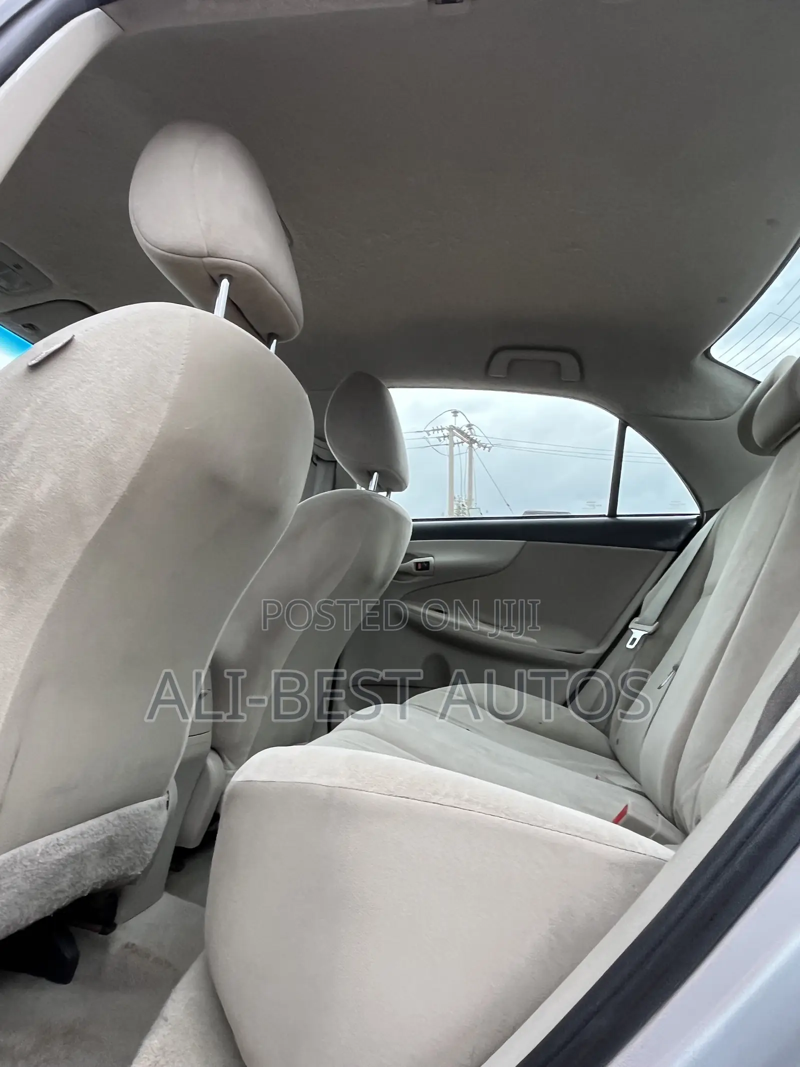 Toyota Corolla 2011 Silver