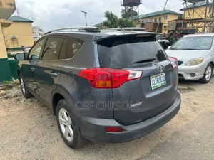 Toyota RAV4 2014 Blue