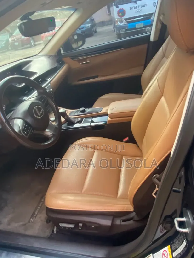 Lexus ES 2016 Blue