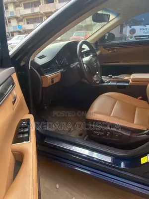 Lexus ES 2016 Blue