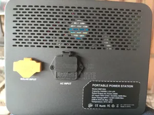Omnibatt Solar Generator