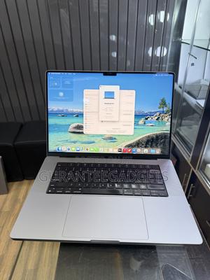 Laptop Apple MacBook Pro 2021 M1 16GB Apple M1 Pro SSD 1T