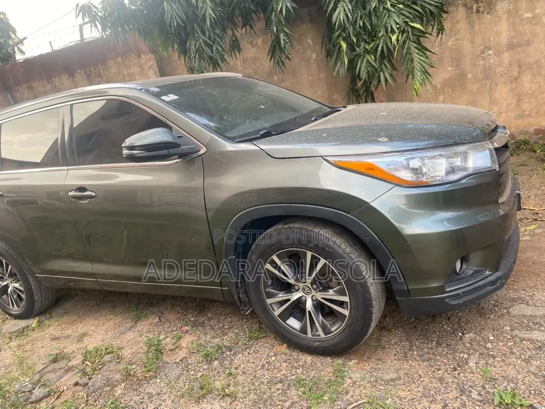 Toyota Highlander 2016 Green