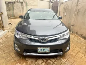 Toyota Camry LE 4dr Sedan (2.5L 4cyl 6A) 2013 Gray