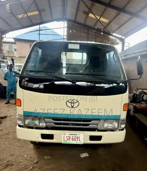 Toyota Dyna 200 New Model 3RZ Injector, Direct Hand 6 Tyres