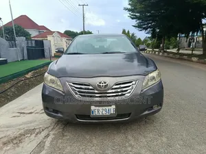 Toyota Camry 2009 Gray